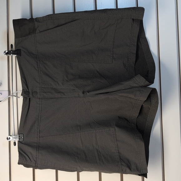 REI Co-Op Screeline Hybrid Shorts Size 16  EUC - Picture 1 of 13
